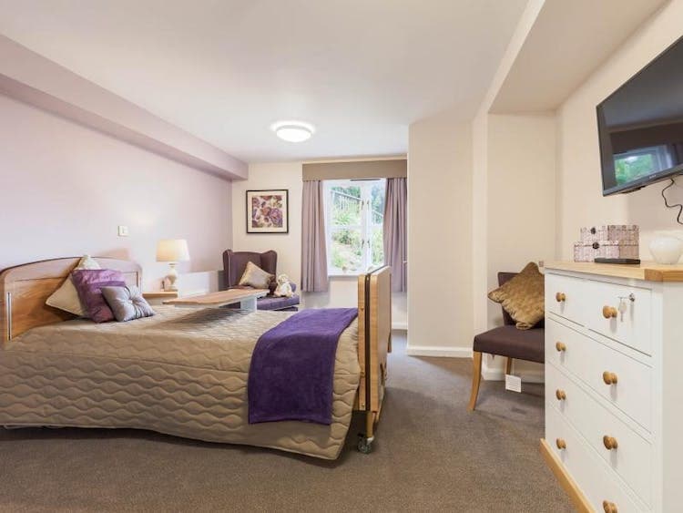 Moreton Hill Care Home