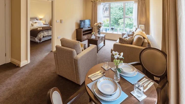 South Lodge Care Home