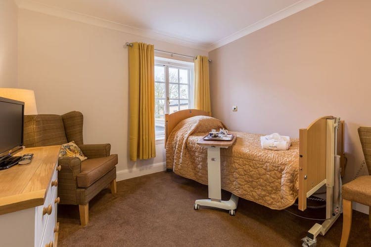Bushey House Beaumont Care Home
