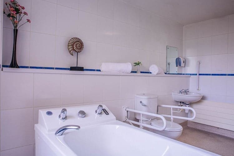 Hampton Grove Care Home