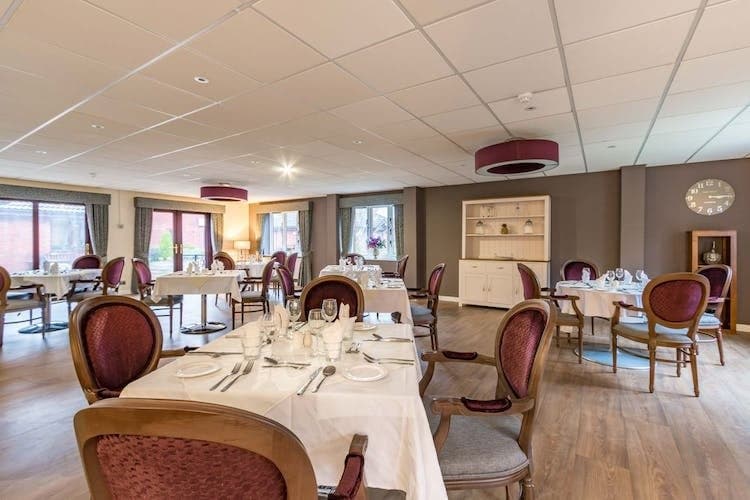 Llys-y-Tywysog Care Home