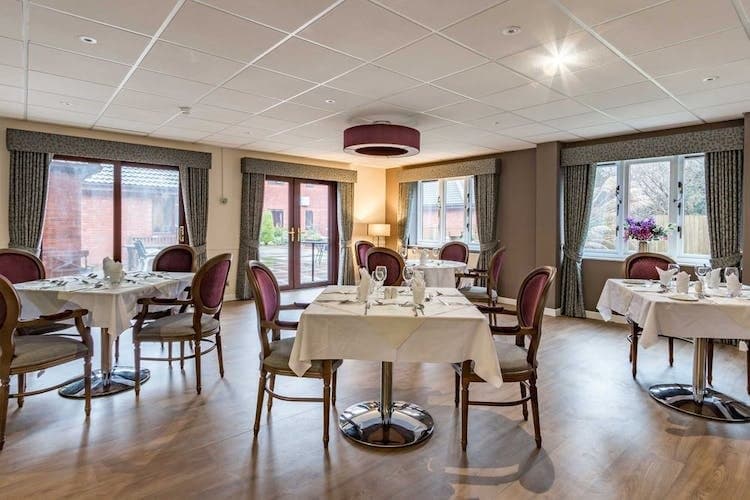 Llys-y-Tywysog Care Home