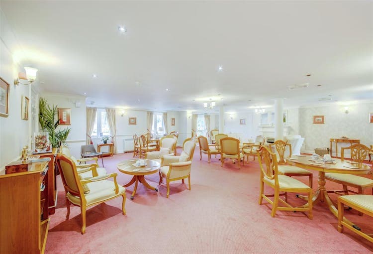 Browning Court - Resale