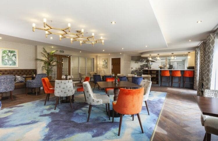 Queensgate Apartments