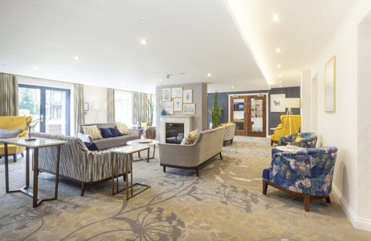 Queensgate Apartments
