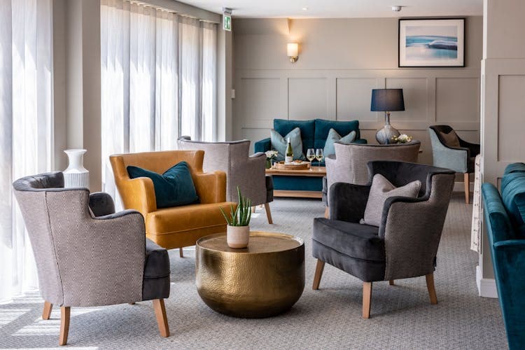 Royles Lodge