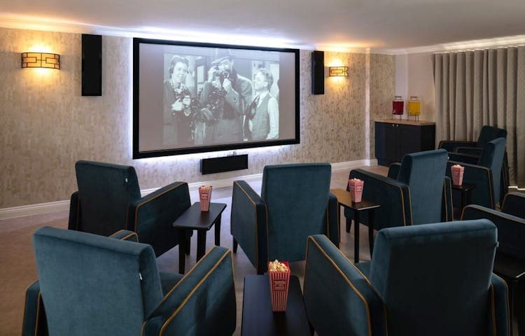 Hallmark Ty Enfys Care Home