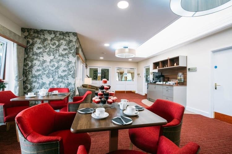 Plas-y-Dderwen Care Home