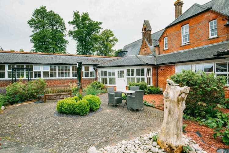 St Thomas Care Home