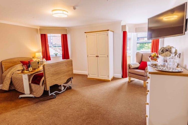 Red Oaks Care Home
